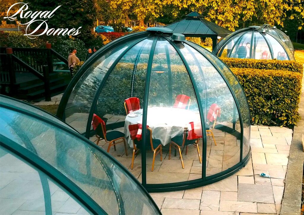 Royal Dome Garden Dining Pod